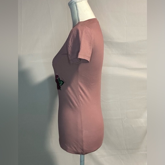 Tops/T-Shirts/Tanks👚 - 2 for $15 or 3 for $20 (Mix & Match) - Picture 3 of 5